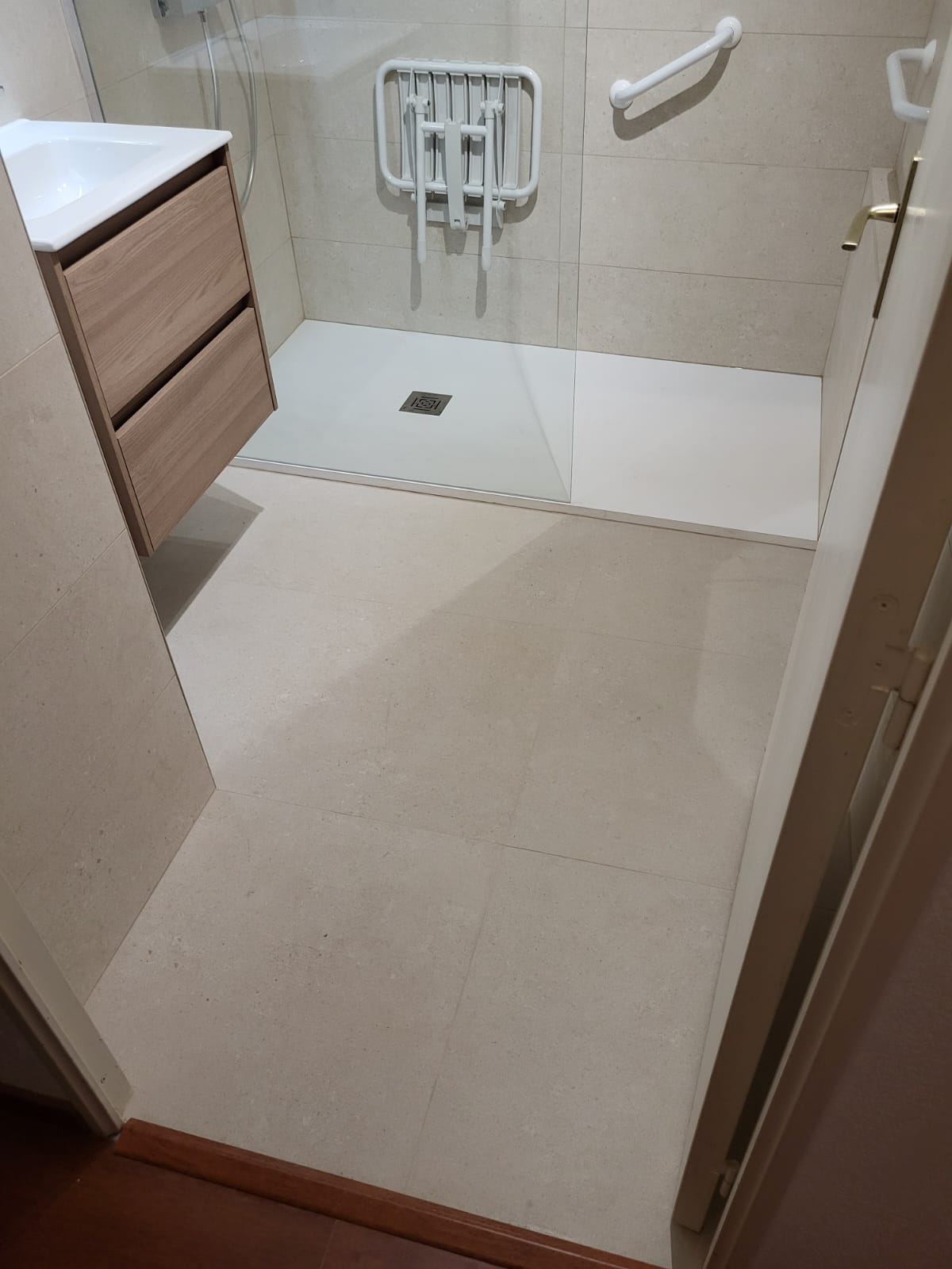 Salle de bain / plomberie – AB Plomberie Narbonne – photo 17