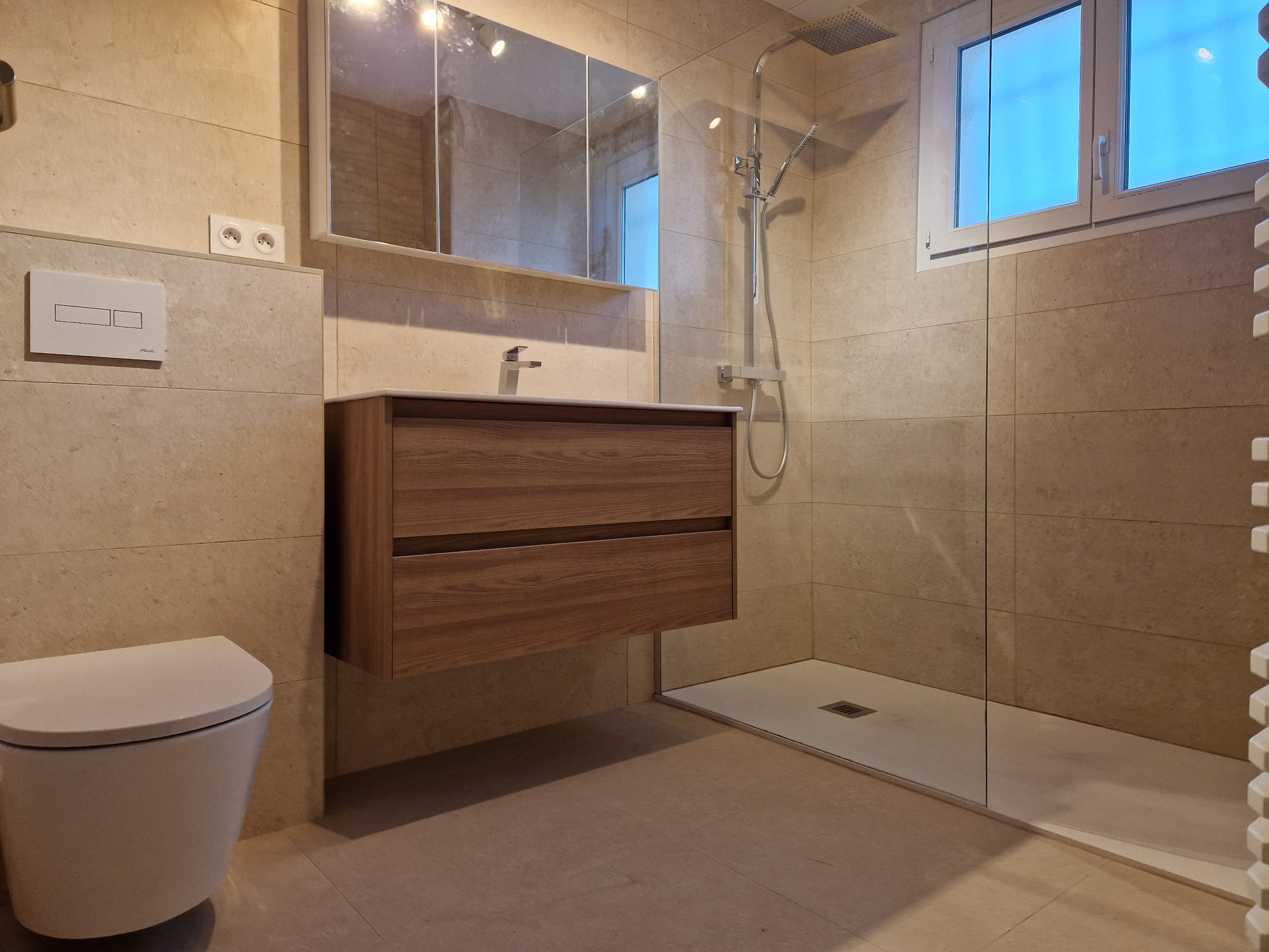 Salle de bain / plomberie – AB Plomberie Narbonne – photo 10